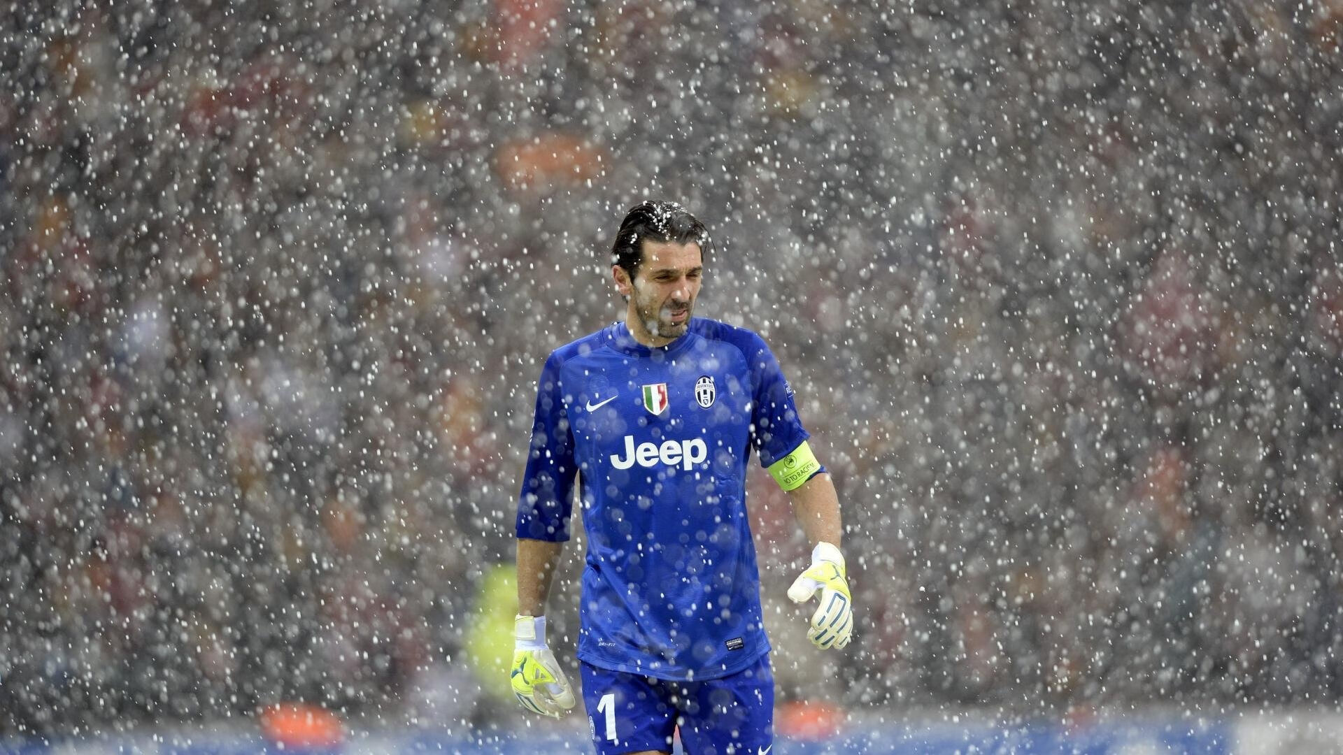 “破纪录时刻！——超越自己、刷新历史的极速瞬间”，突破纪录什么意思