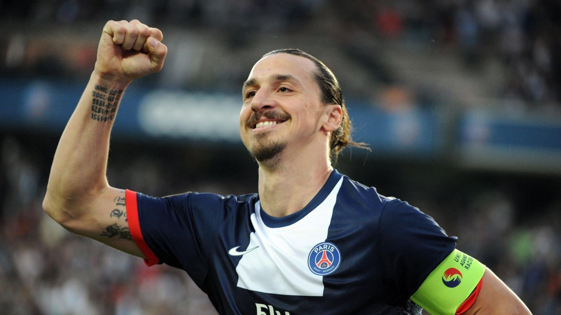 “豪车极速：性能与美学的极致表现”，豪车欣赏